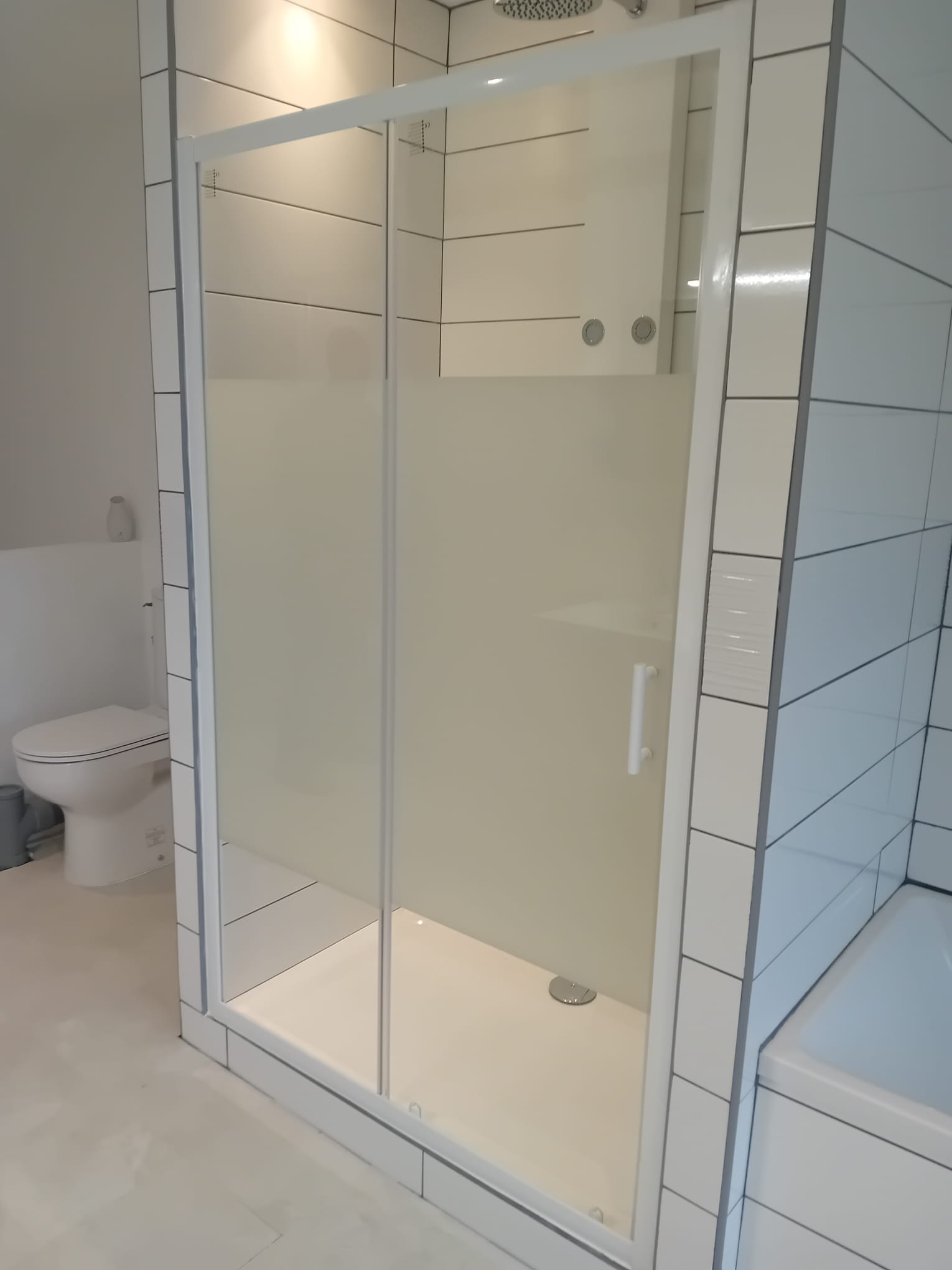 Rénovation salle de bain Calvados — équipe Feve Nicolas Plomberie